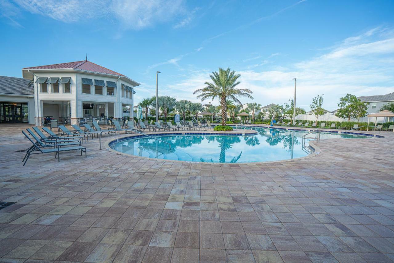 Only 5 Miles From Disney! Free Water Park! 2 Bed, 2 Bath Condo, Sleeps 8 Kissimmee Buitenkant foto